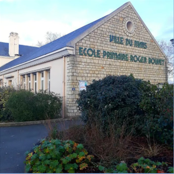 Façade de l’école primaire Roger Bouvet au Mans